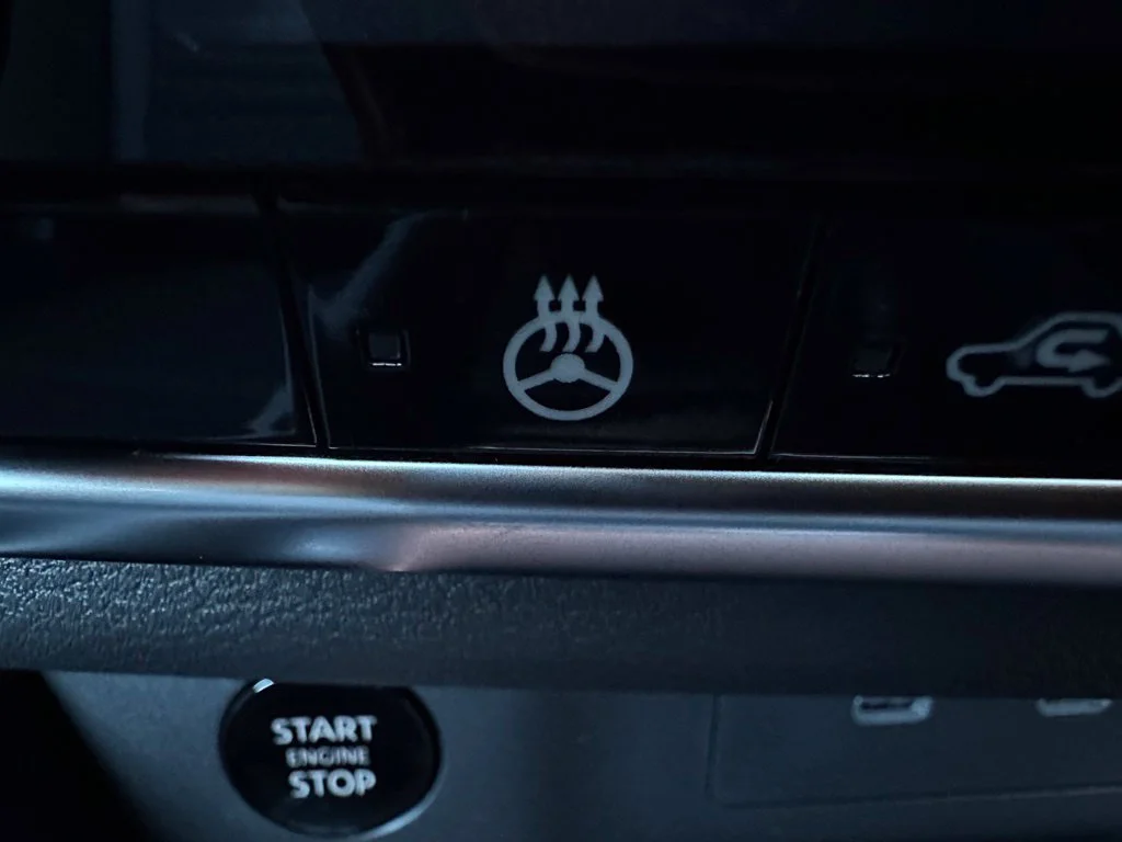 New 2027 Everest White Pearl Nissan Rock Creek image 25