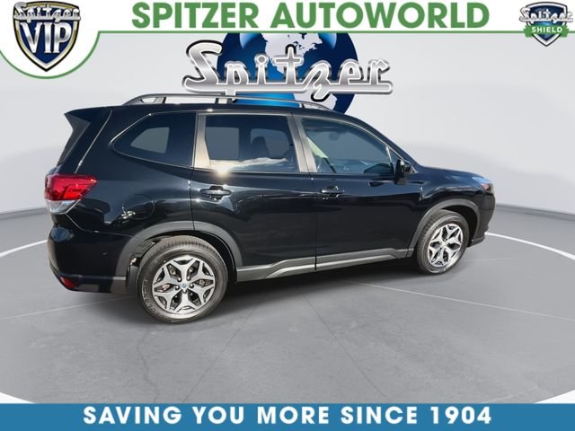 Used 2023 Black Subaru Premium image 10