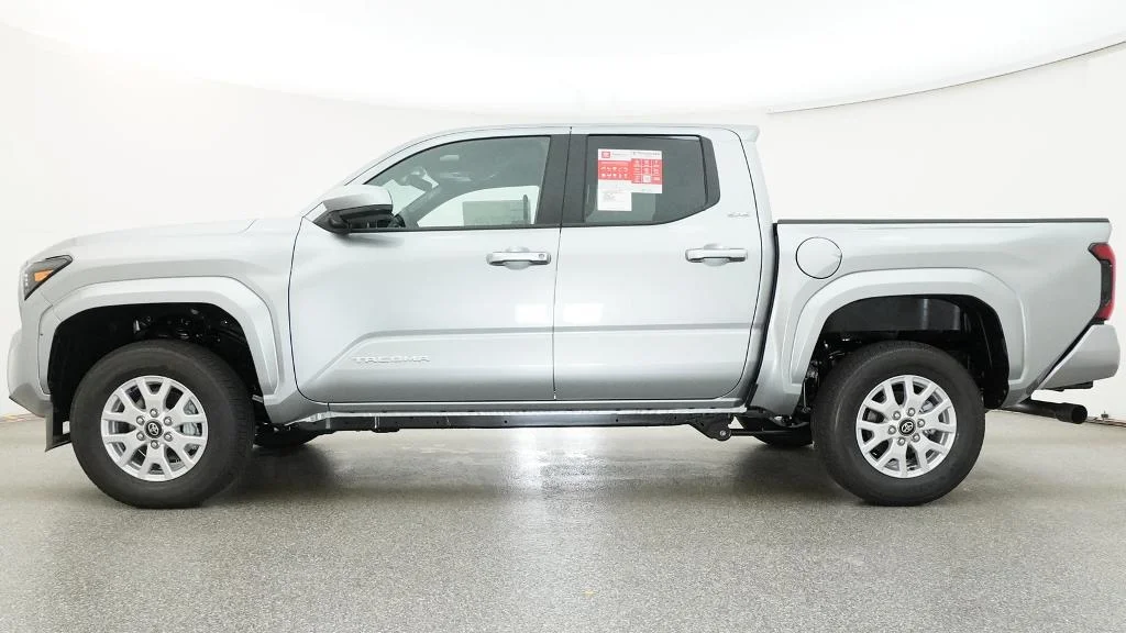 New 2026 Celestial Silver Metallic Toyota SR5 image 2