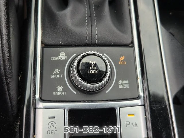 Used 2025 Black Kia S image 27
