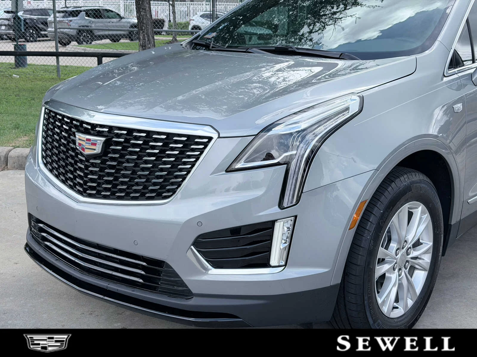 2025 Cadillac XT5 FWD Luxury's photo
