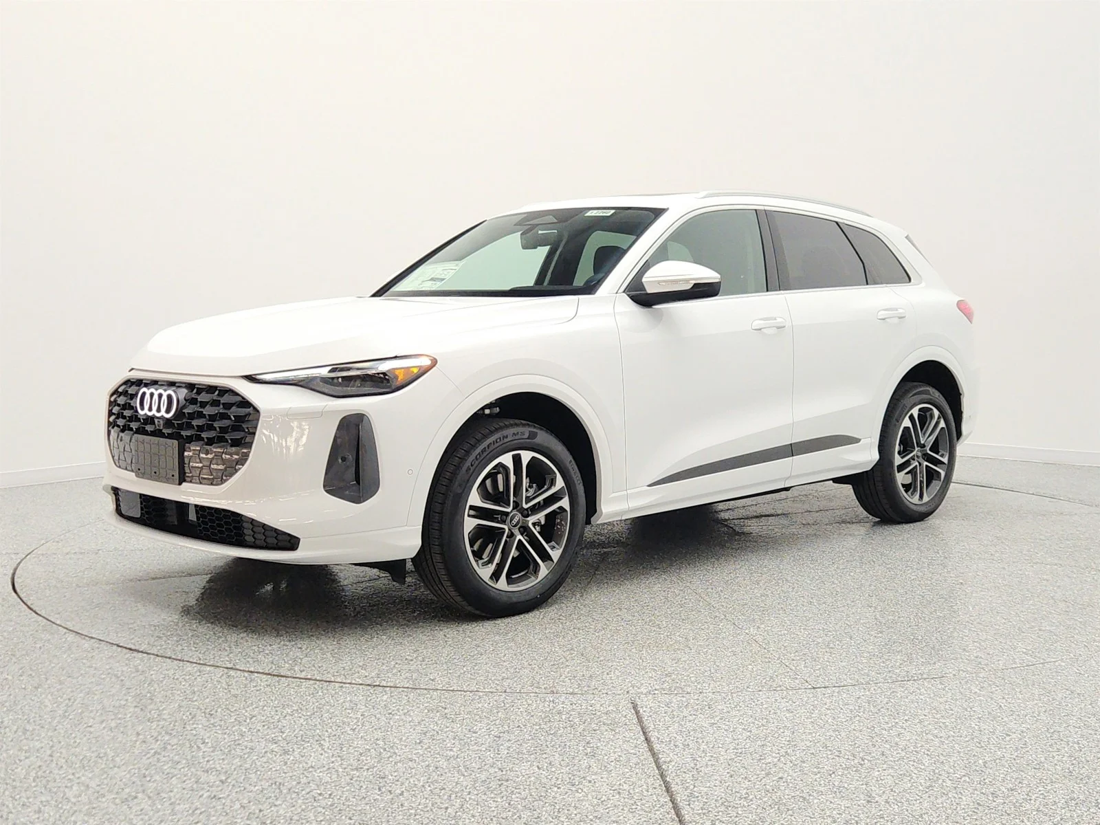 2026 Audi Q5 Premium Plus quattro's photo