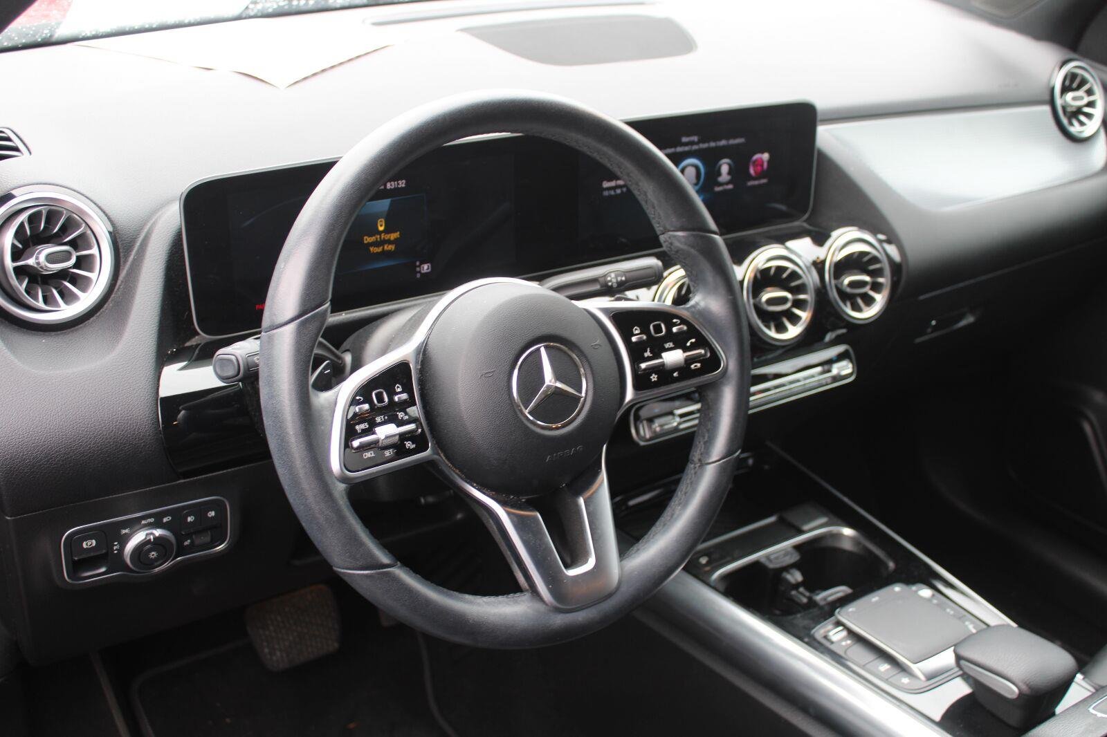 Used 2021 Patagonia Red Metallic Mercedes-Benz GLA 250 image 9