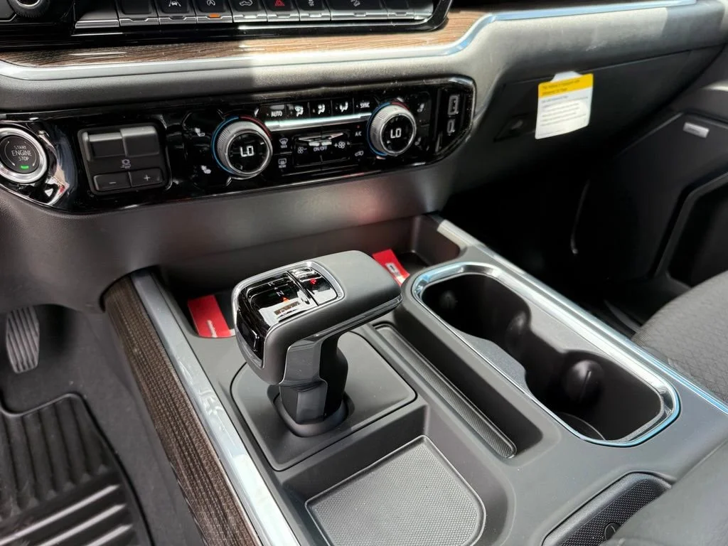 New 2026 Onyx Black GMC Elevation image 28