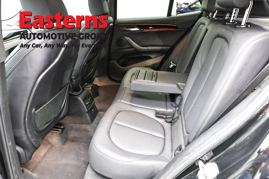 Used 2018 Black BMW xDrive28i image 20