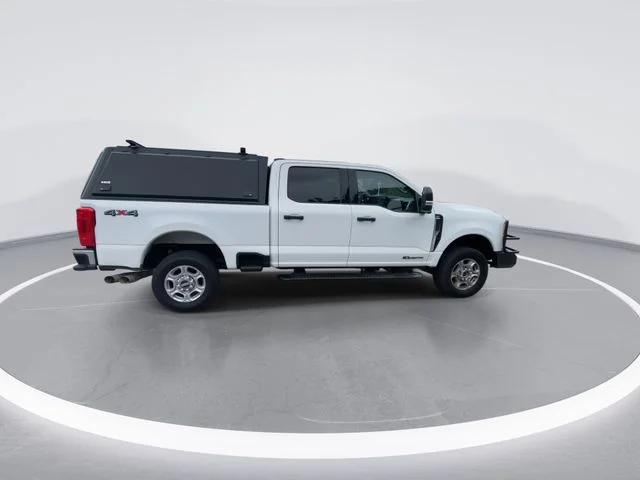 Used 2025 White Ford XLT image 9