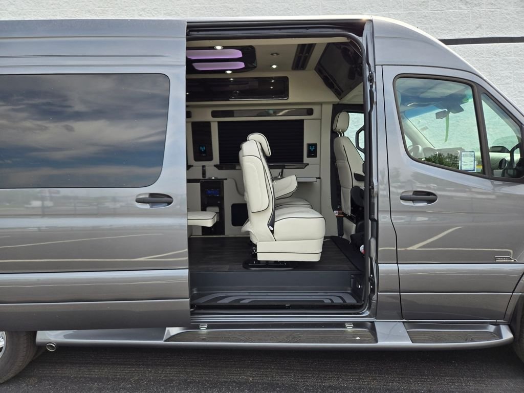 2025 Mercedes-Benz Sprinter Cargo Van Base - Photo 31