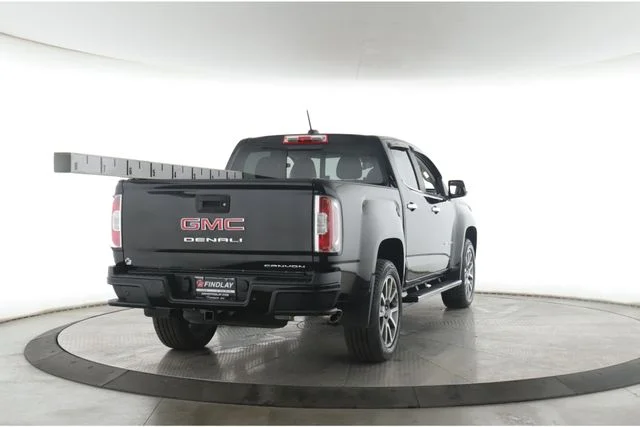 Used 2022 Black GMC Denali image 7