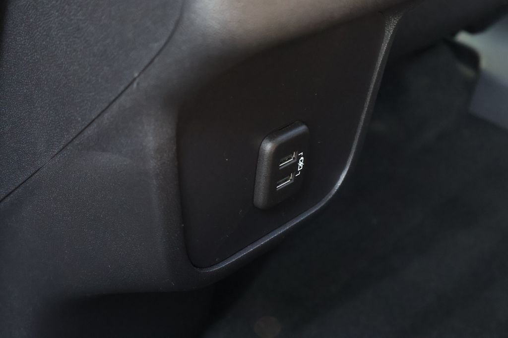 Used 2024 Summit White Chevrolet LT image 32