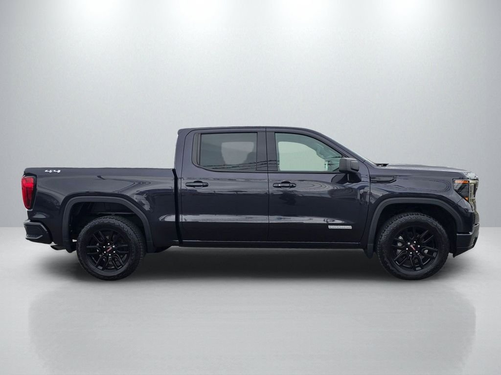 Used 2024 Silver GMC Elevation image 4