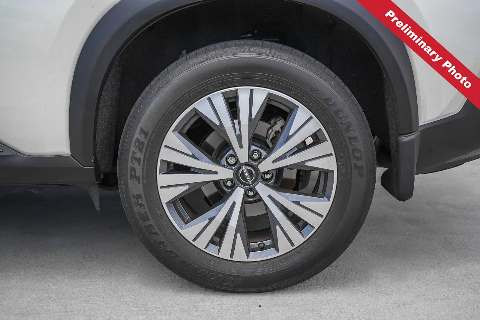 Used 2023 Pearl White Tricoat Nissan SV image 11