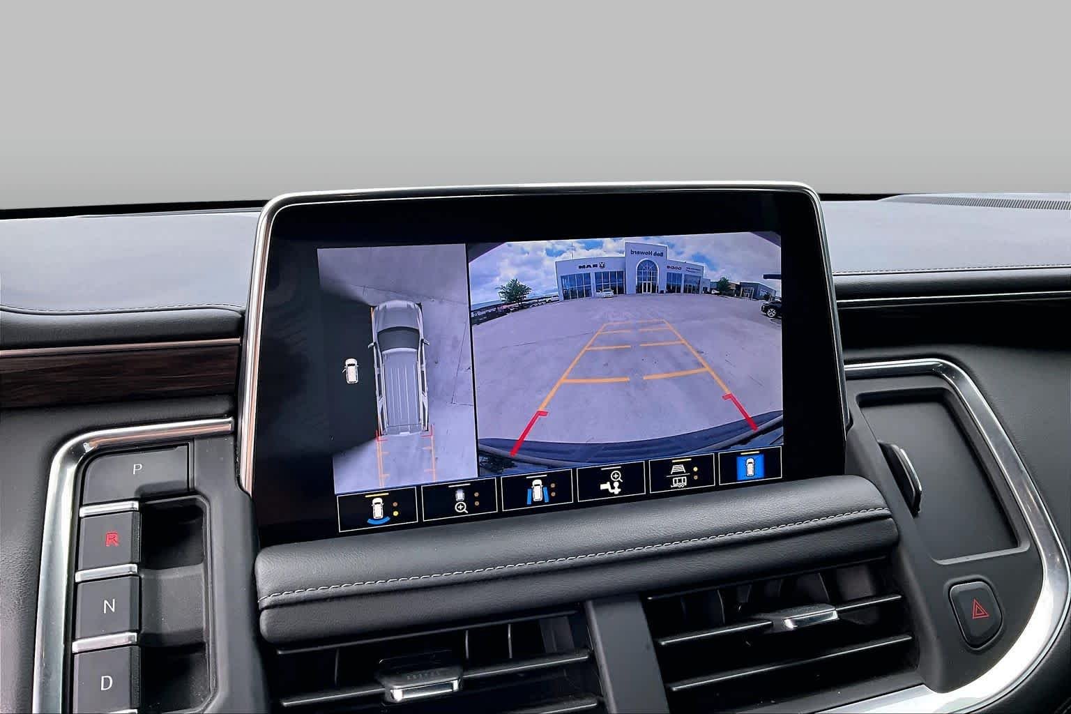 Used 2021 Black Chevrolet Z71 image 15