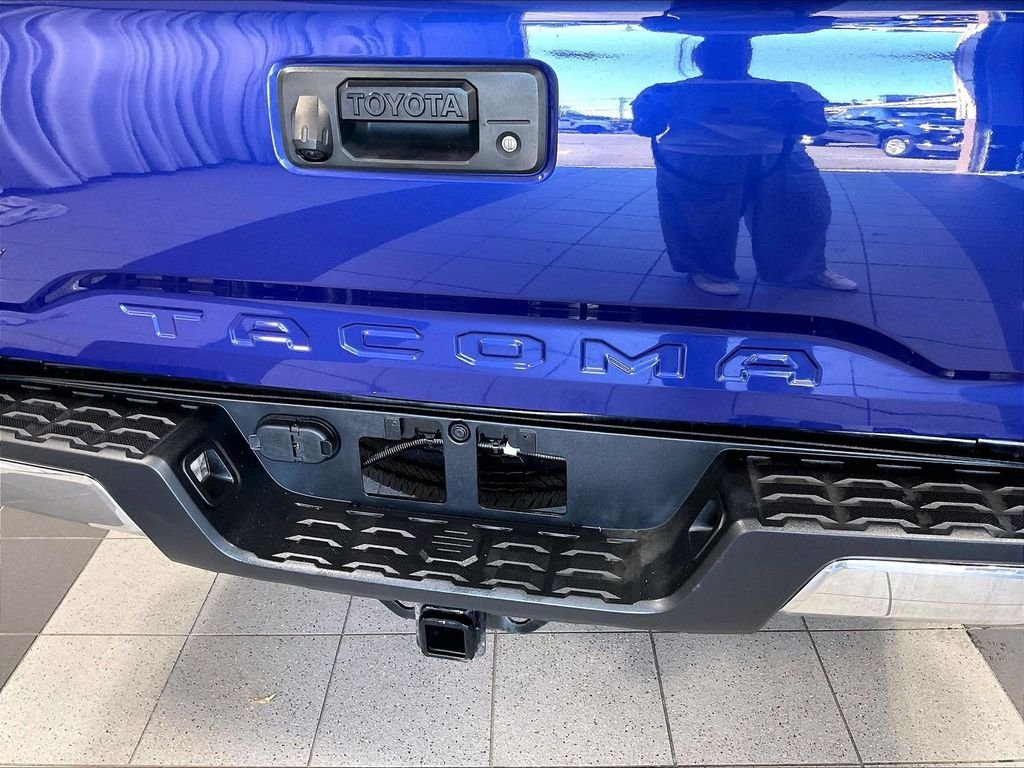 Used 2023 Blue Toyota SR5 image 28