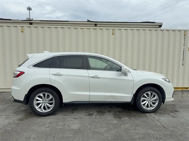 Used 2017 White Diamond Pearl Acura w/AcuraWatch image 2