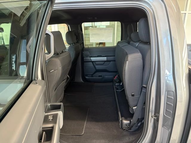 New 2026 Carbonized Gray Metallic Ford XLT image 55
