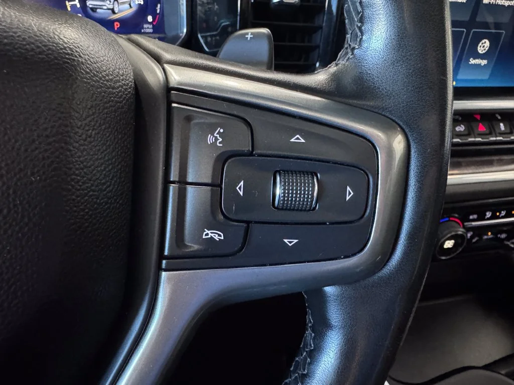 2023 Chevrolet Silverado 1500 LTZ - Photo 17