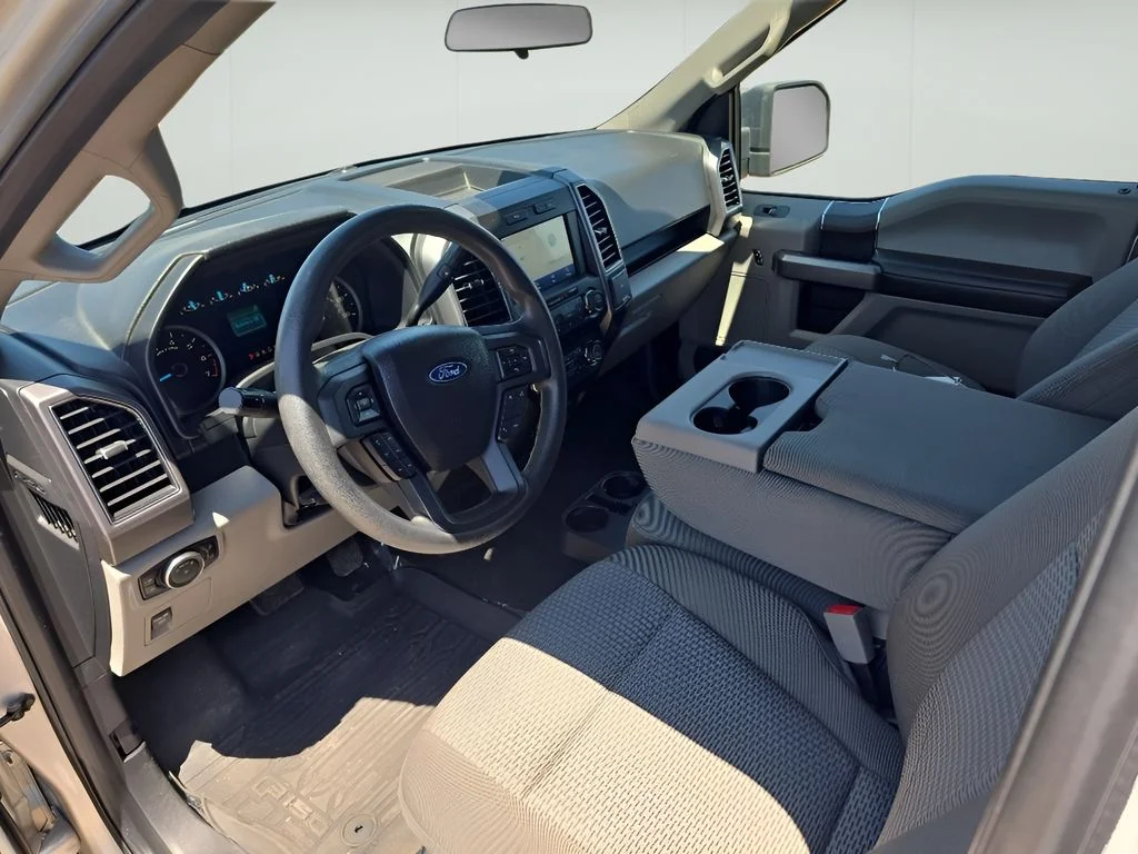 Used 2019 Silver Ford  image 9