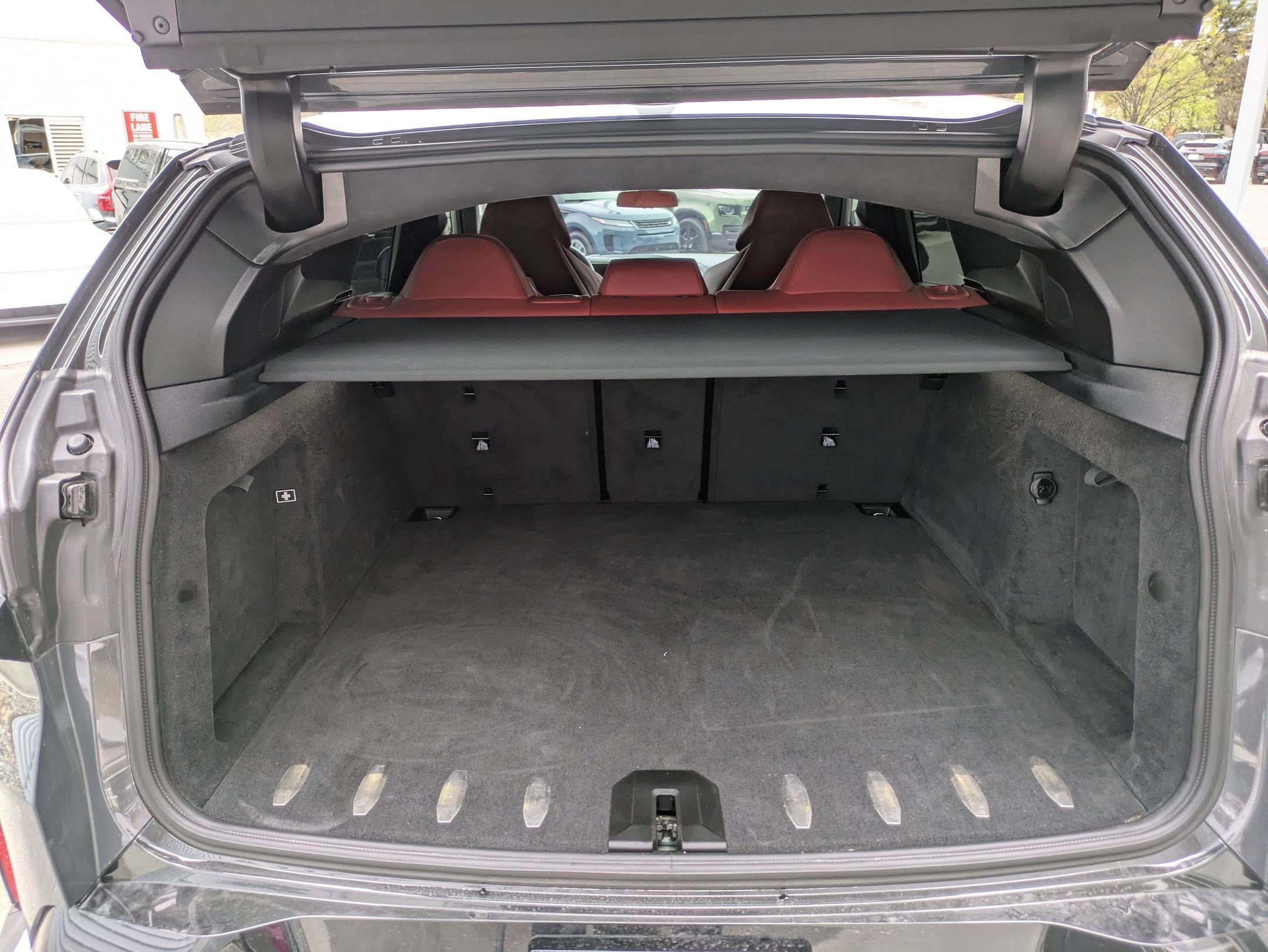 2025 BMW XM Base - Photo 25