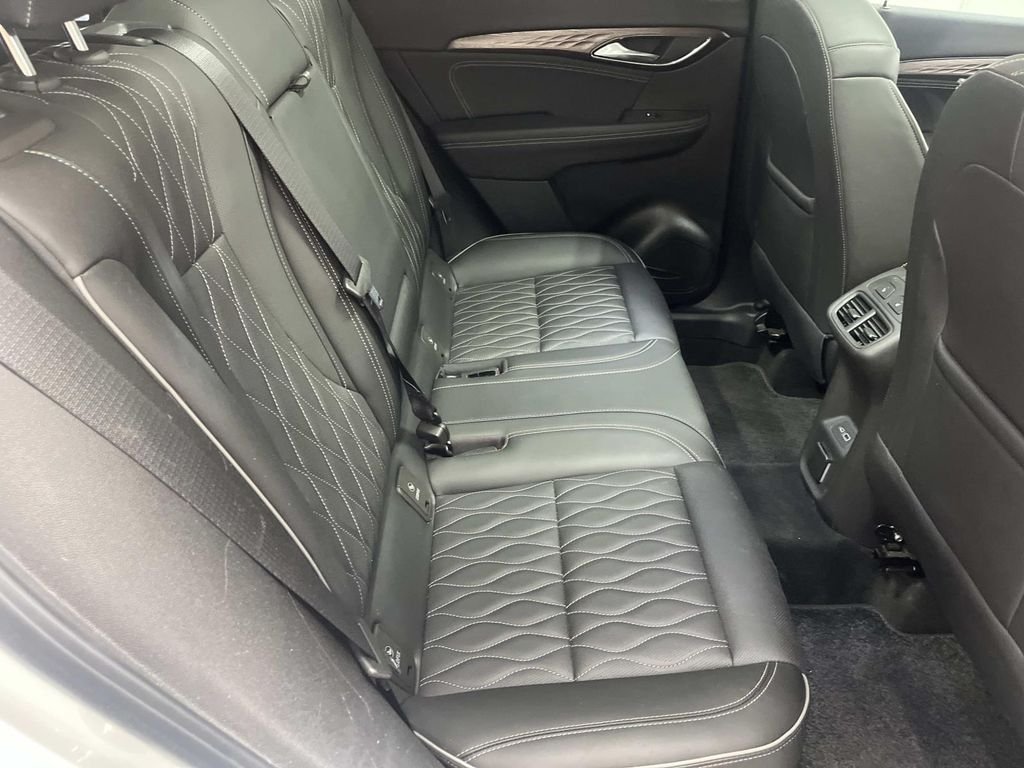 2023 Buick Envision Avenir - Photo 28