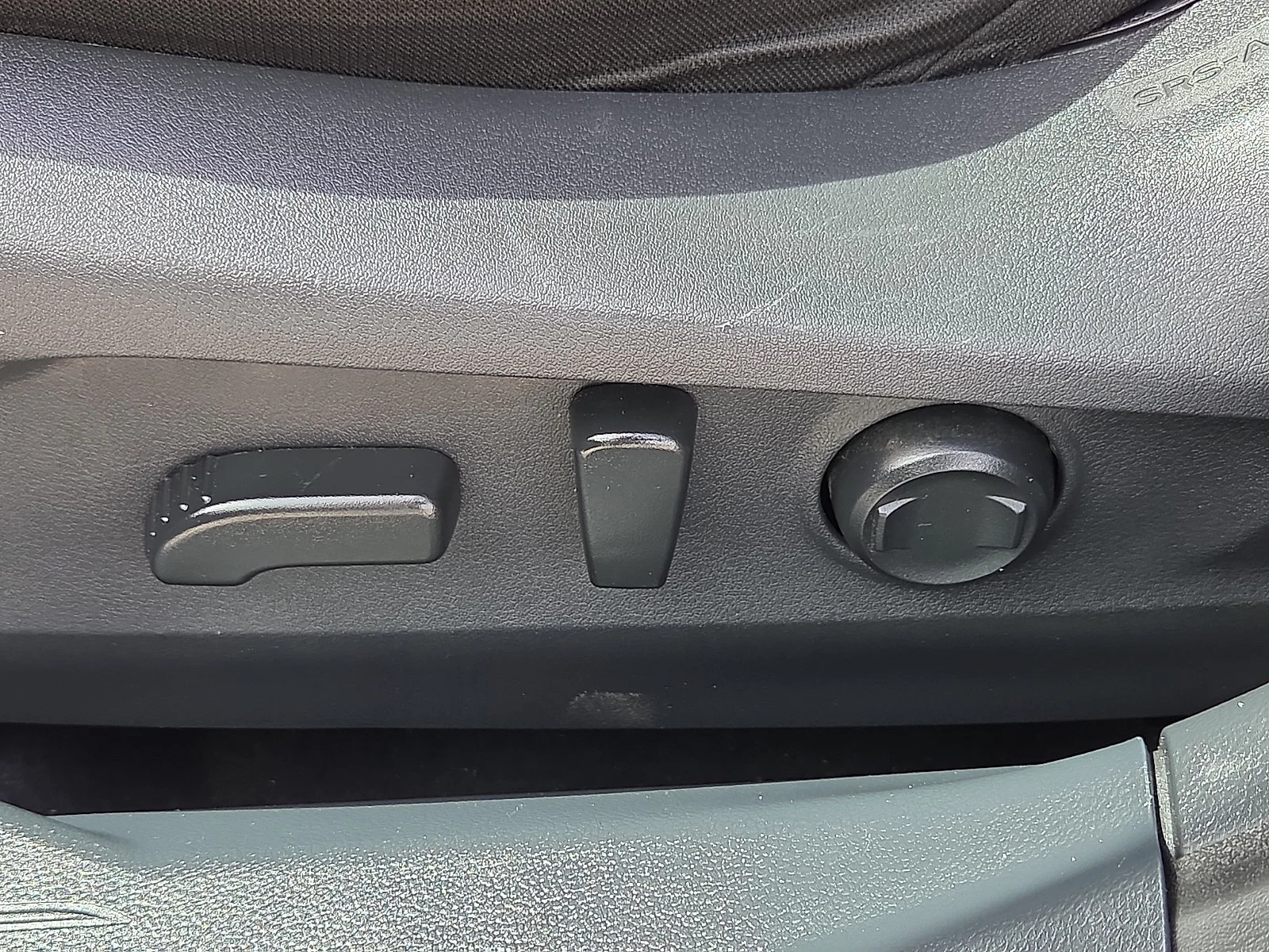 Used 2020 Autumn Green Metallic Subaru Premium image 14