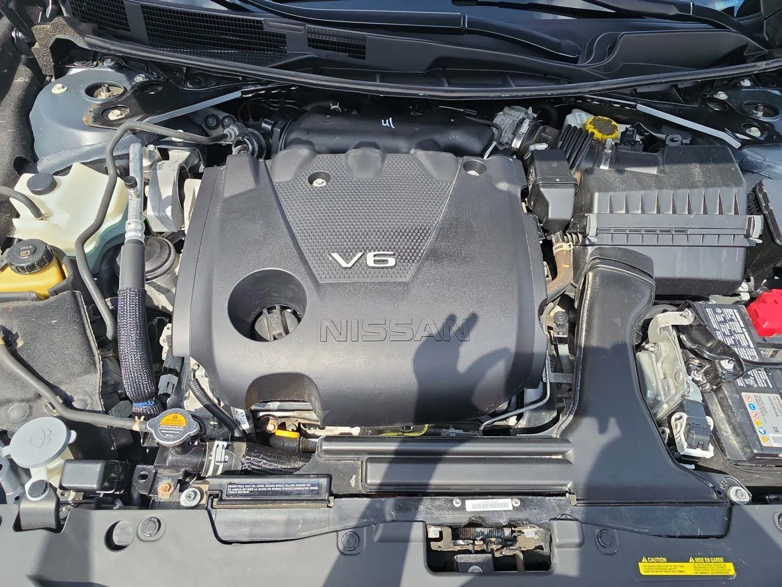 Used 2023 GRAY NISSAN SL SEDAN image 31