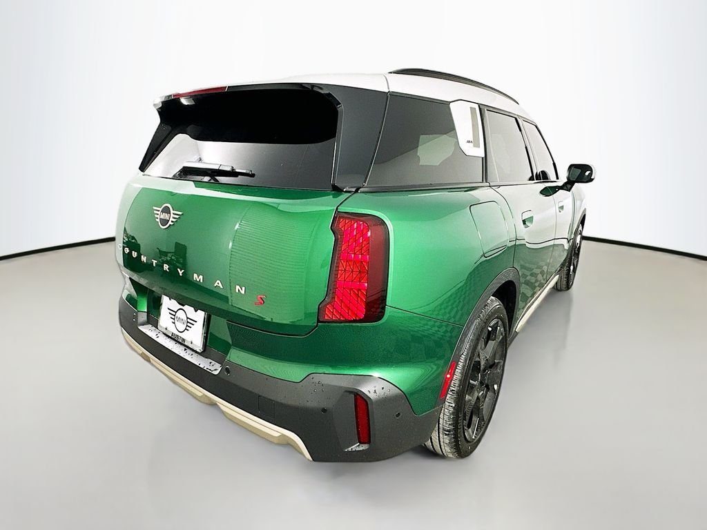 Used 2026 Green MINI Signature Plus image 5