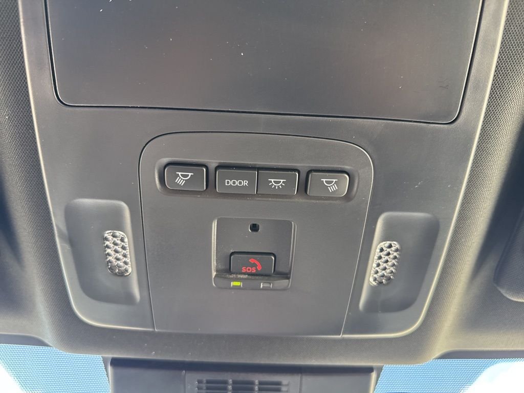 2026 Toyota Camry XSE - Photo 19