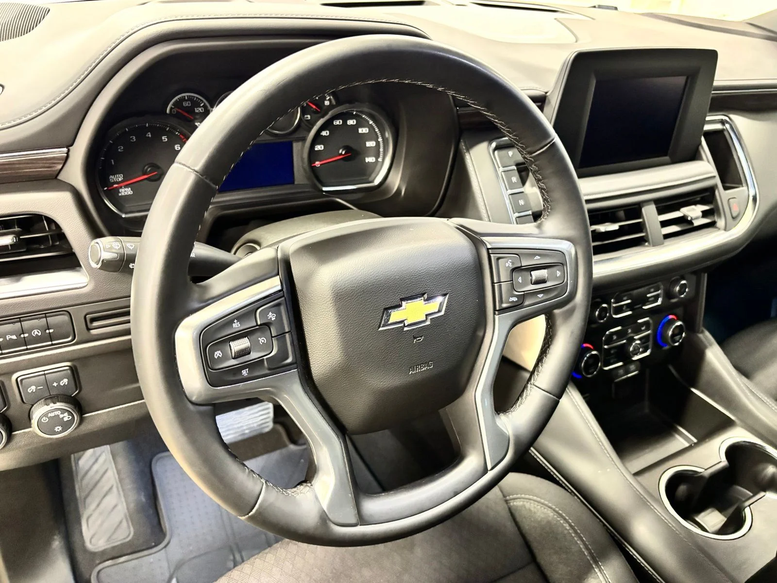 Used 2024 White Chevrolet LS image 15