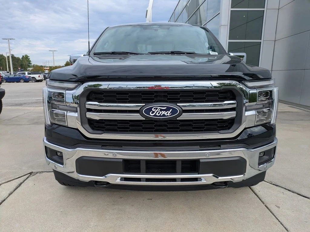New 2026 Agate Black Metallic Ford Lariat image 8
