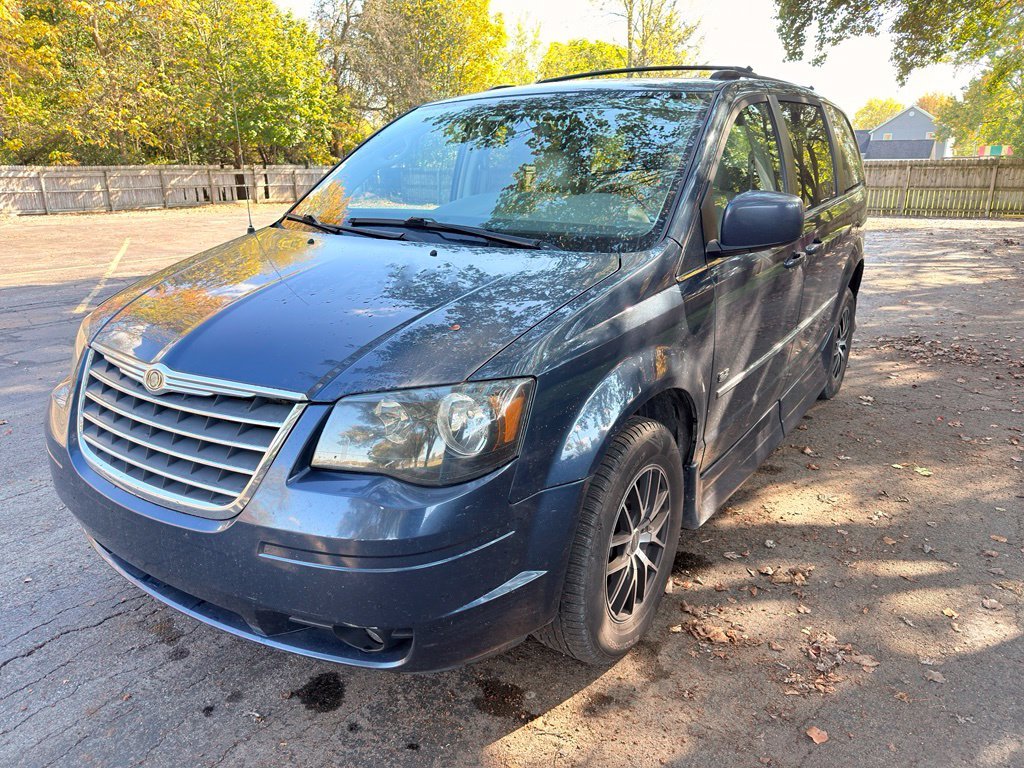 Used 2009 Blue Chrysler Touring image 15