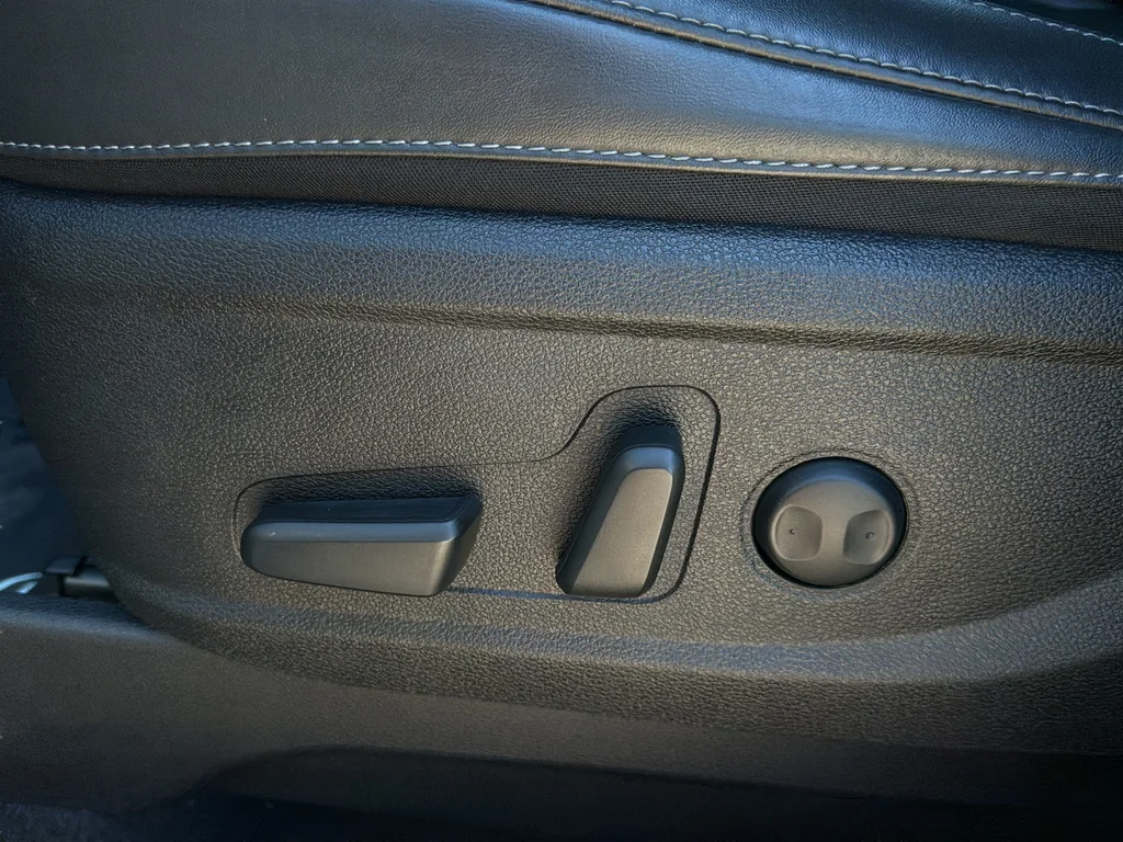 Used 2025 Ebony Black Kia S image 10