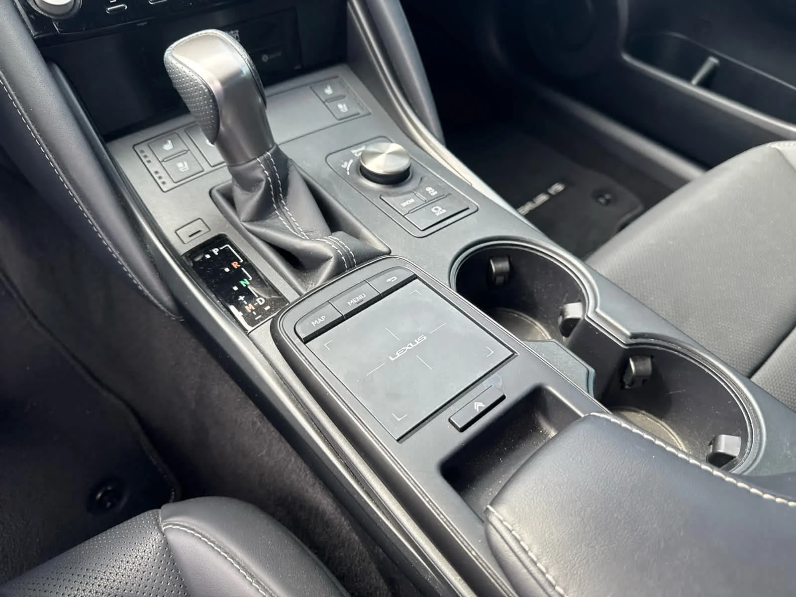 Used 2024 Iridium Lexus F SPORT image 12