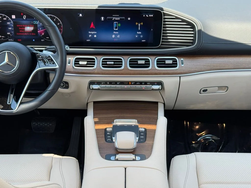 Used 2026  Mercedes-Benz GLS 450 image 33
