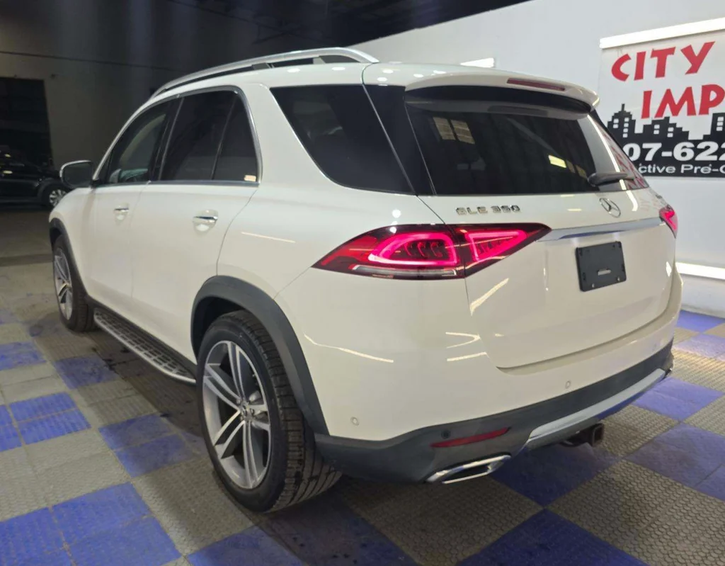 Used 2020 White Mercedes-Benz GLE 350 image 3
