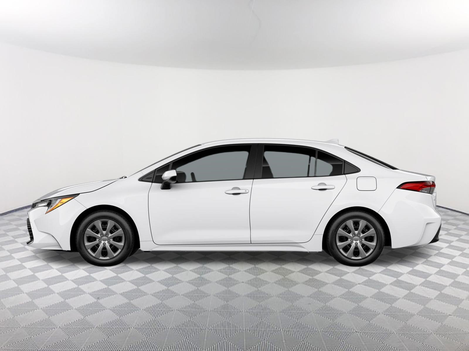 New 2026 Ice Cap Toyota LE image 25