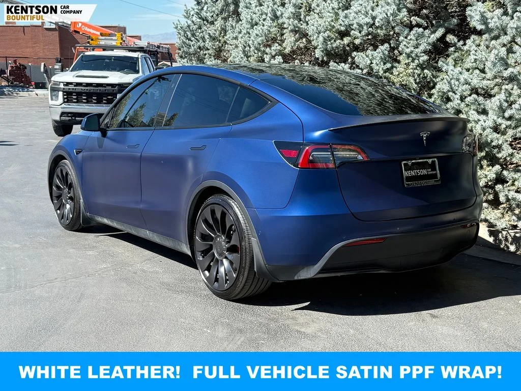 Used 2022 Blue Tesla Performance image 5