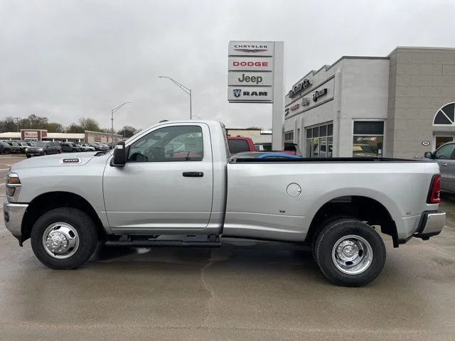 2026 RAM 3500 Tradesman 4X4 Regular cab's photo