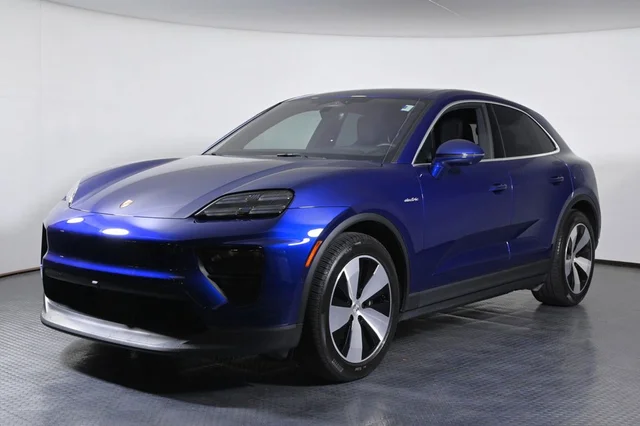 2024 Porsche Macan Electric 4