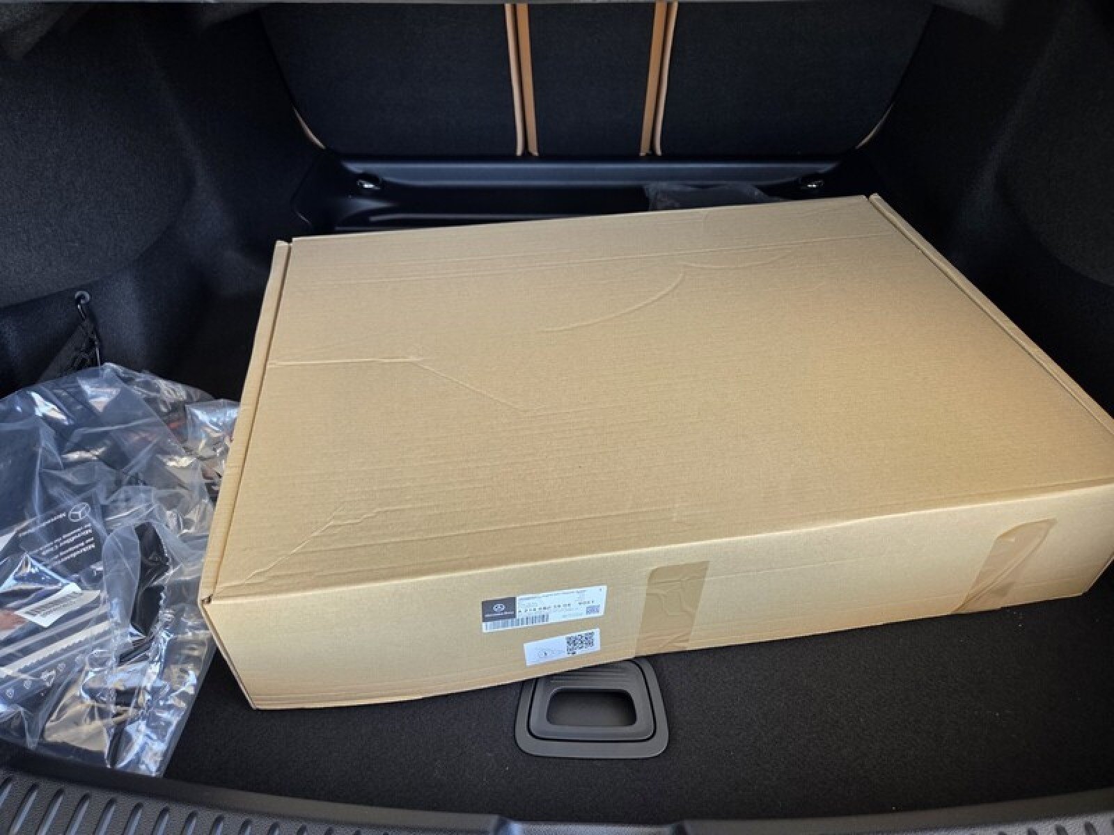 New 2026 Graphite Grey Metallic Mercedes-Benz E 350 RWD Sedan image 16