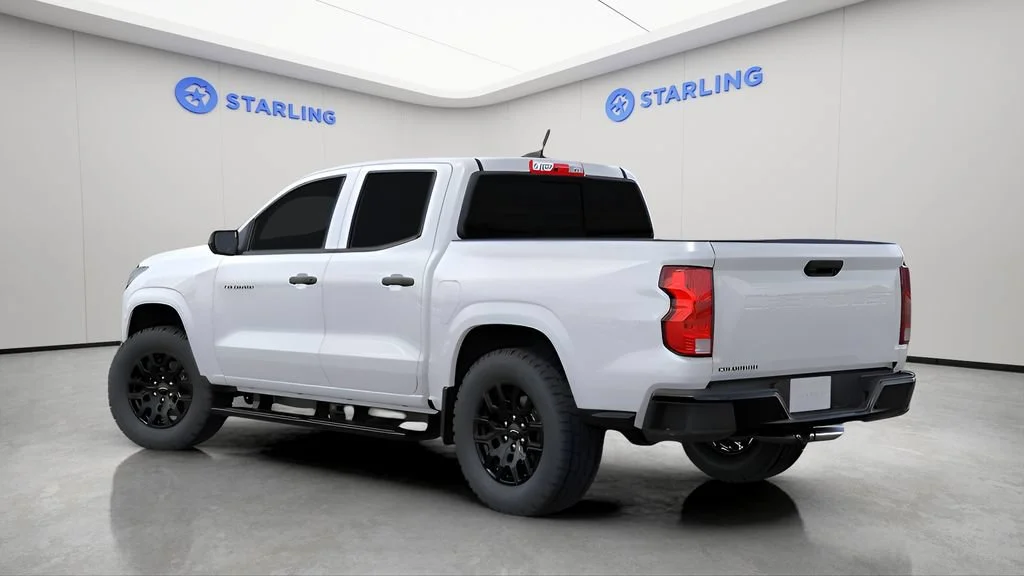 New 2026 Summit White Chevrolet WT image 4