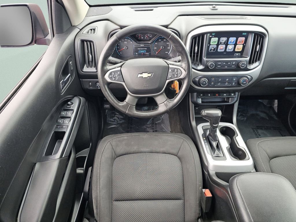 Used 2018 Cajun Red Tintcoat Chevrolet LT image 4
