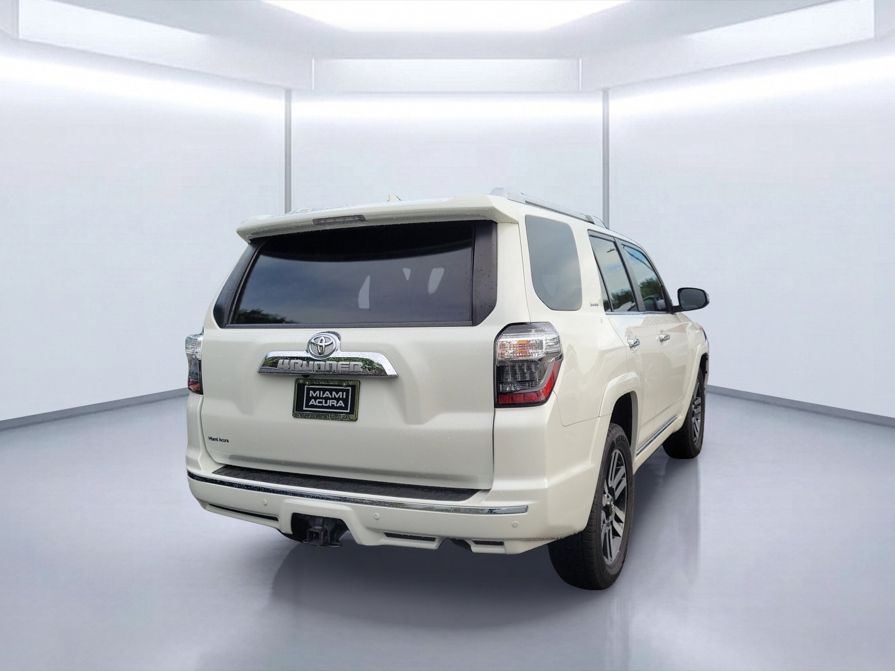 Used 2022 White Toyota Limited image 4