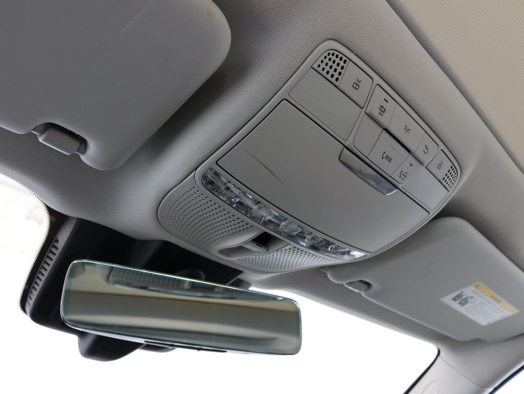 Used 2022  Mercedes-Benz E 450 image 21