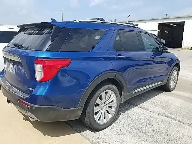 Used 2020 Blue Ford Limited image 25