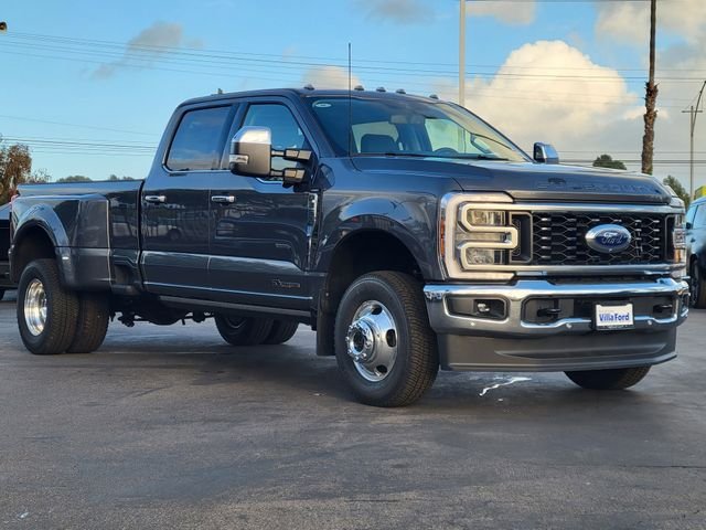 New 2026 Carbonized Gray Metallic Ford F-350® Lariat® image 34