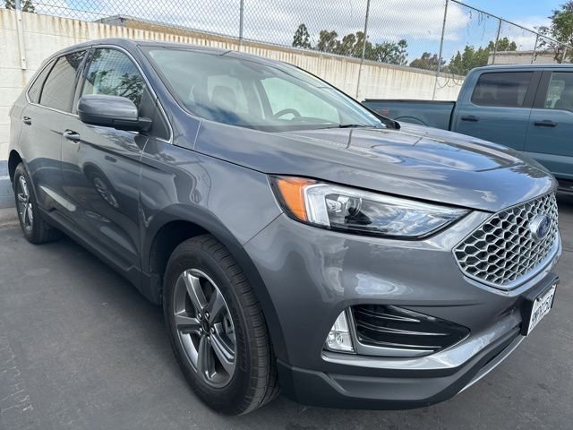 2024 Ford Edge SEL AWD's photo