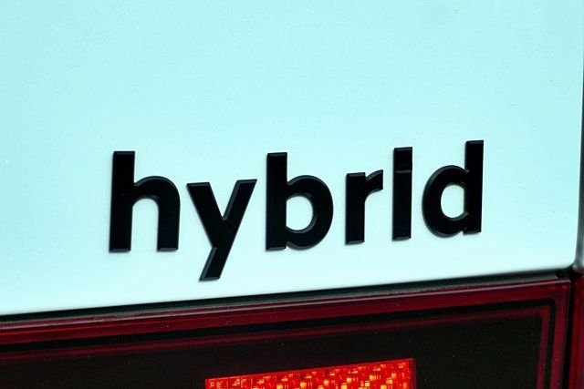 Used 2025 White Hyundai Calligraphy image 10