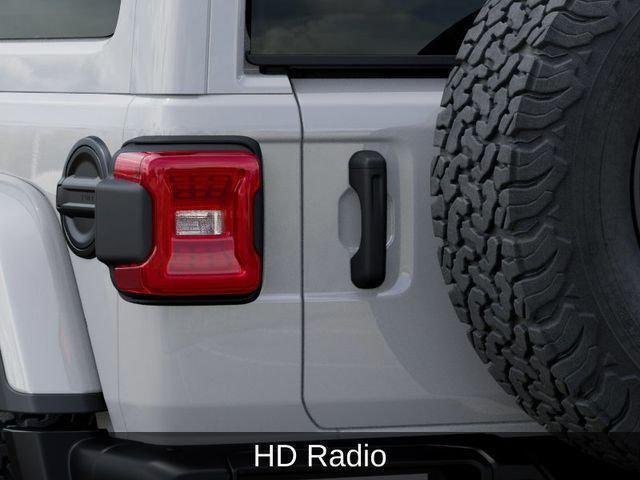 New 2026 Bright White Clear-Coat Exterior Paint Jeep Rubicon image 10