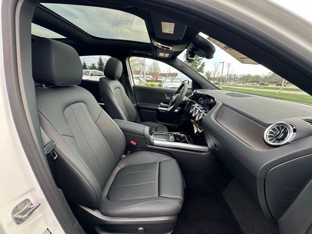 New 2026 Polar White Mercedes-Benz GLA 250 image 29