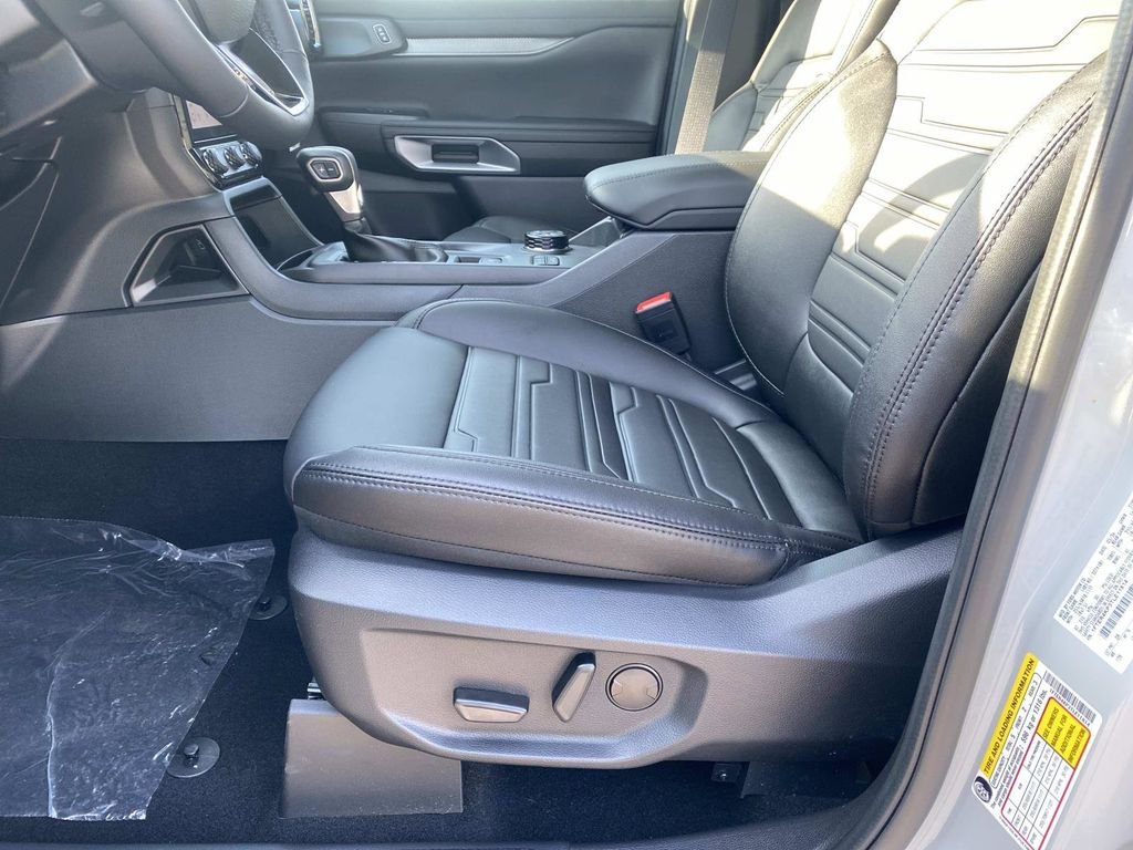 New 2026 Avalanche Ford Lariat® image 12